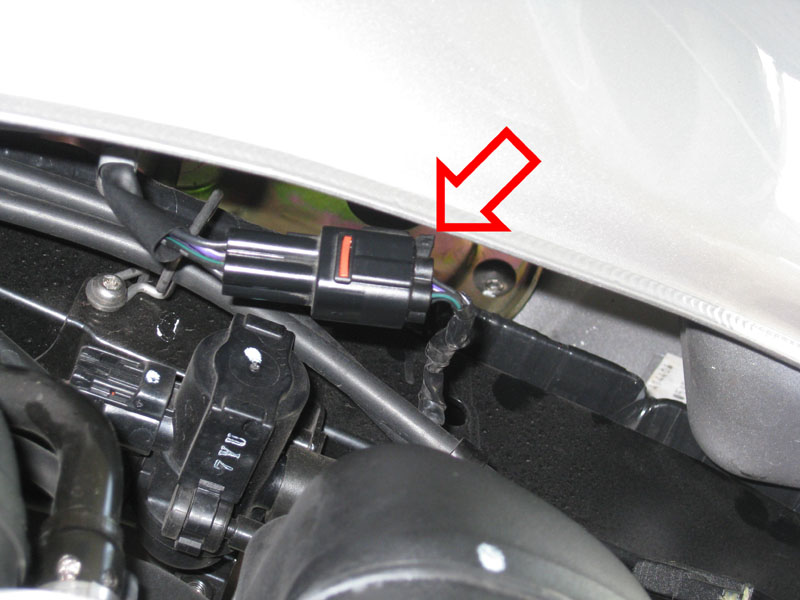 Links Stecker lösen