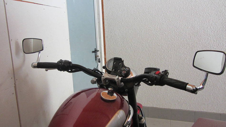 Thruxtonspiegel an Bonneville