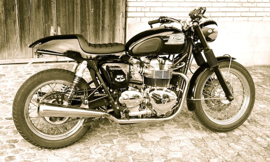 Bonneville 2001