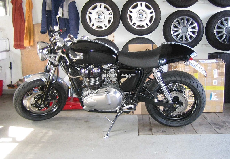 Thruxton 17" mit Originaldeckel