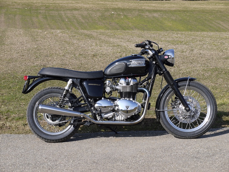Bonneville 2001