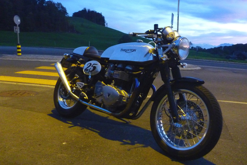 jurby s thruxton okt.2010